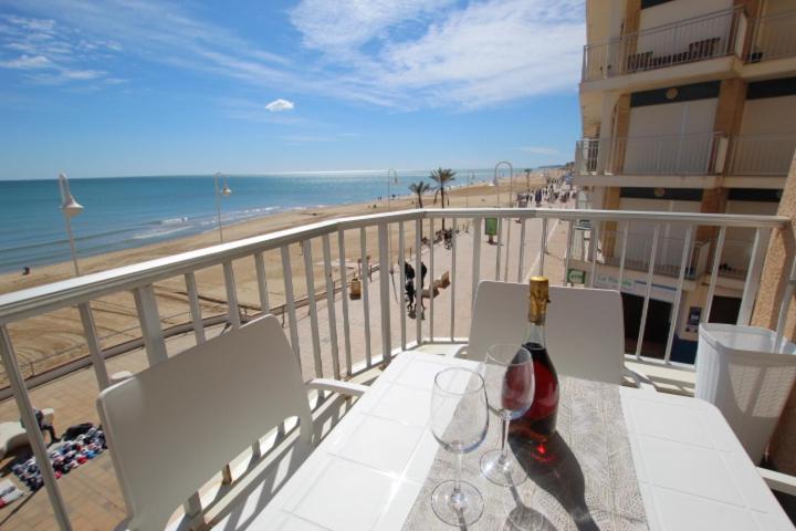 Apartamento Primera Linea Playa Centro De Guardamar Apartment Guardamar del Segura Exterior photo